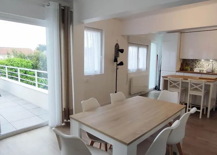 公寓 3 A 200m Et Commerces 拉贝尔讷里昂雷茨